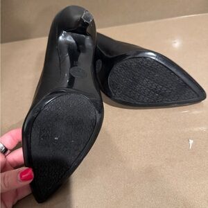 Dorothy Flex Leather Pump